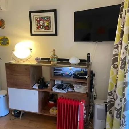 Nice Apt For 4 In Antibes شقة *